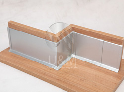 Skirting corners